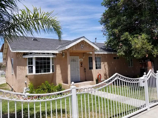 5417 Lavinia Avenue, Lynwood, California 90262