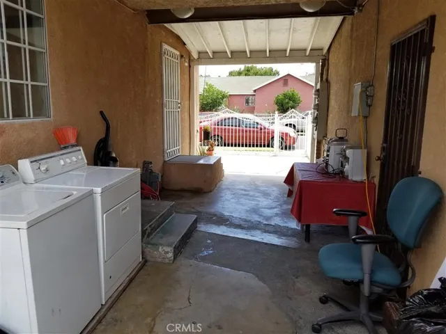5417 Lavinia Avenue, Lynwood, California 90262