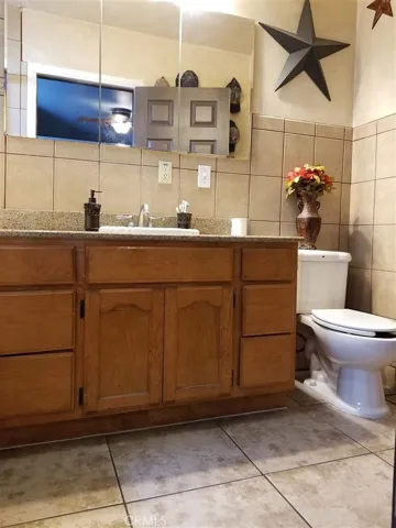 5417 Lavinia Avenue, Lynwood, California 90262