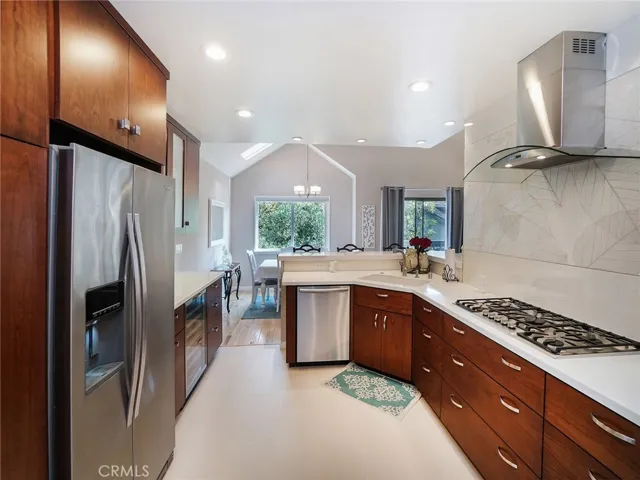 2046 Sea Cove Lane, Costa Mesa, California 92627