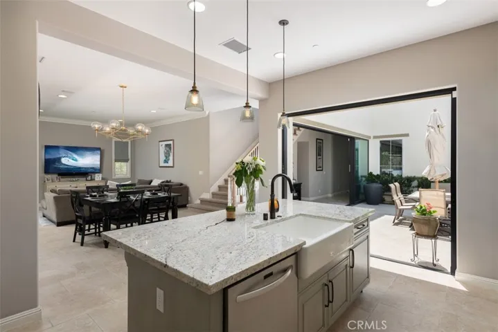 15 Windflower, Lake Forest, California 92630