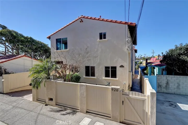 926 S Pacific Coast Highway B, Redondo Beach, California 90277
