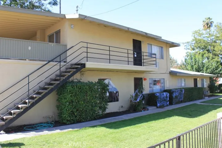 1302 E Central Avenue, Redlands, California 92374