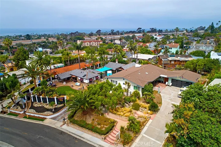 Your Oceanside Paradise awaits...