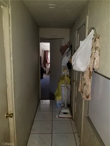 203 W Reeve Street, Compton, California 90220