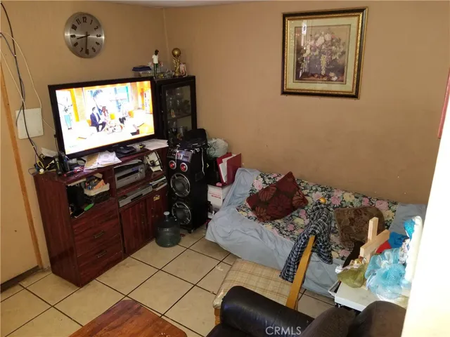 203 W Reeve Street, Compton, California 90220