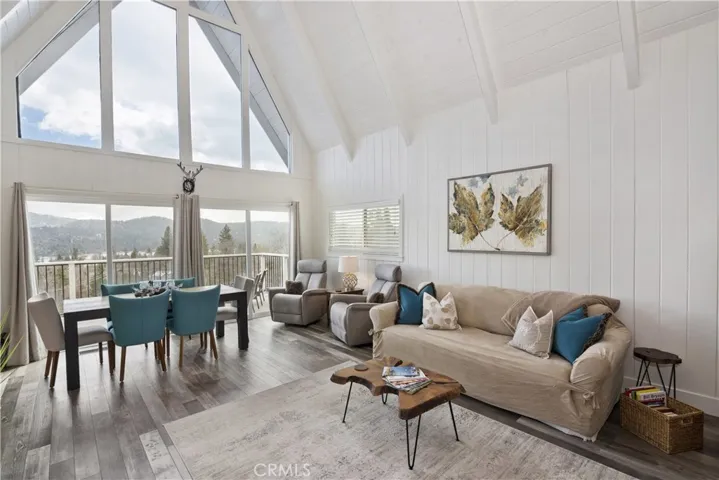 1127 Saint Bernard, Lake Arrowhead, California 92352