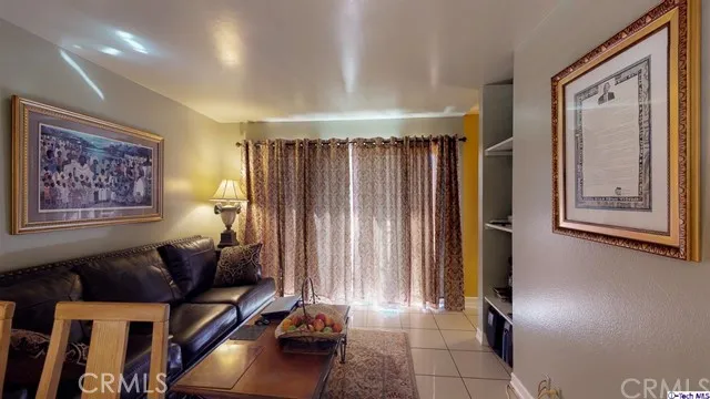 11406 Kamloops Street, Sylmar, California 91342