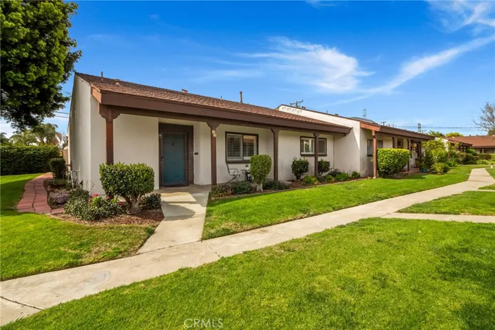 2011 W Katella Avenue 52, Anaheim, California 92804