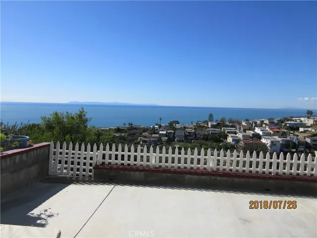 929 Quivera Street, Laguna Beach, California 92651