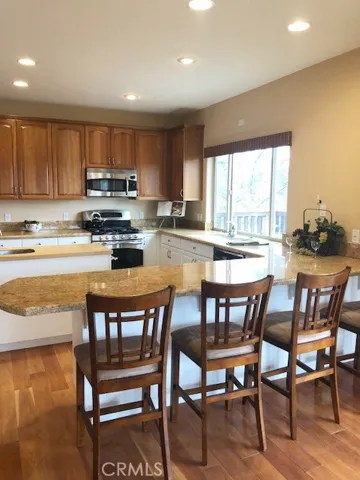 787 Del Norte Lane, Lake Arrowhead, California 92352