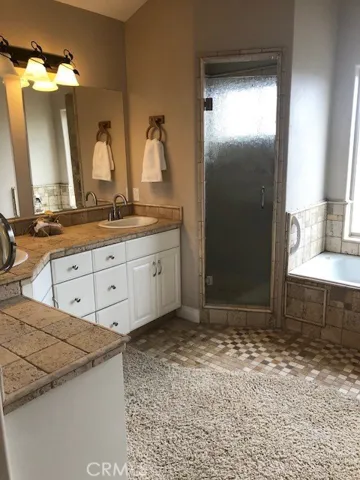 787 Del Norte Lane, Lake Arrowhead, California 92352