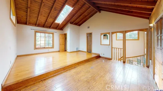 22822 Crespi Street, Woodland Hills, California 91364
