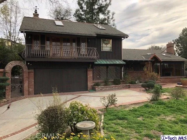 22822 Crespi Street, Woodland Hills, California 91364