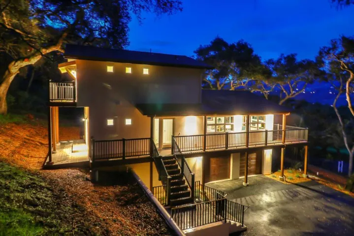 190 Calle De Los Agrinemsors, Carmel Valley, California 93924