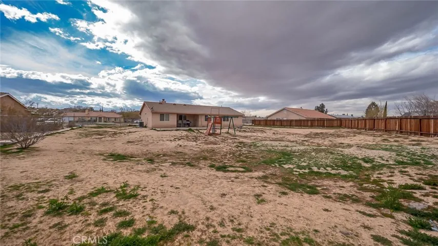 15987 Barranca Way, Victorville, California 92394