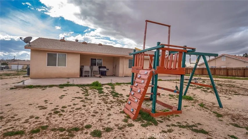 15987 Barranca Way, Victorville, California 92394
