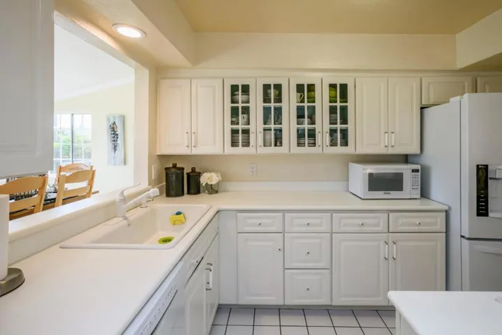 3155 Los Prados Street, San Mateo, California 94403