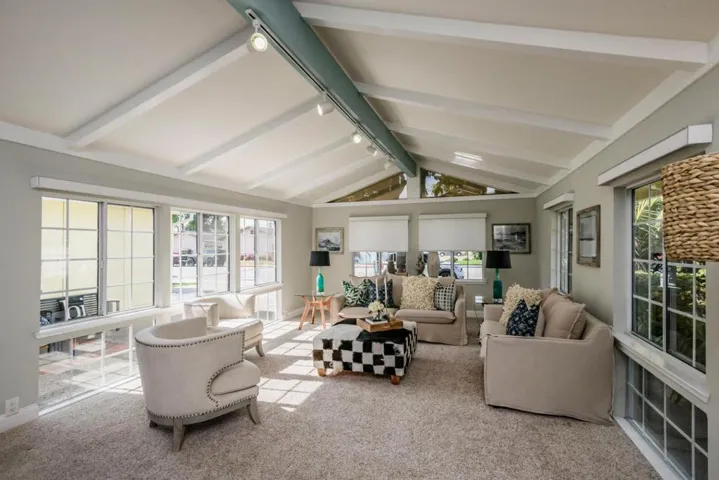 3155 Los Prados Street, San Mateo, California 94403