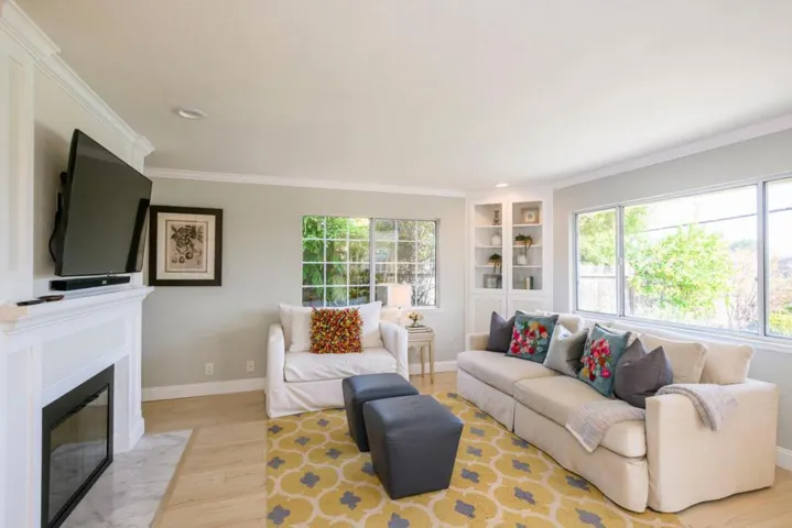 3155 Los Prados Street, San Mateo, California 94403