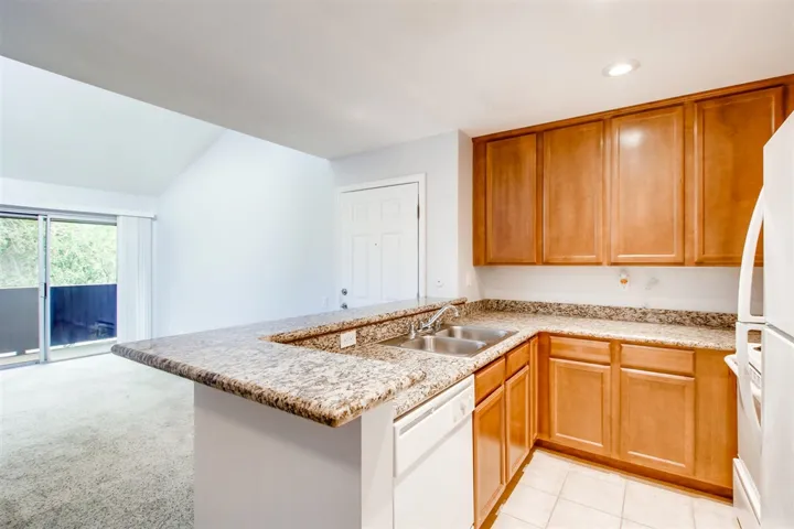 3456 Castle Glen Dr. 283, San Diego, California 92123