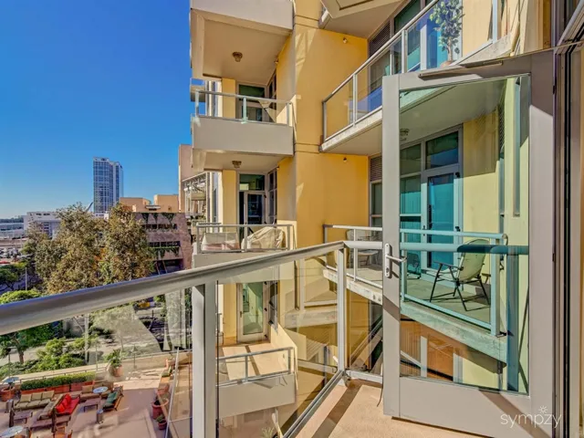 253 10th 628, San Diego, California 92101