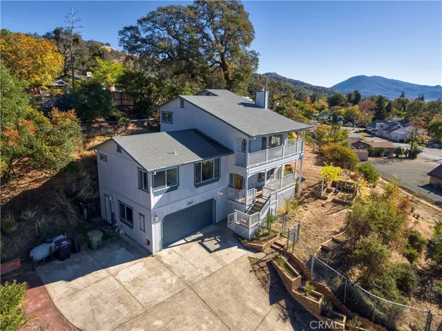 4002 Kensington, Lucerne, California 95458