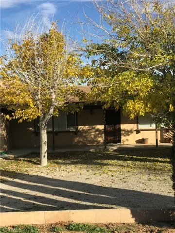 7737 Valley Vista Avenue, Yucca Valley, California 92284