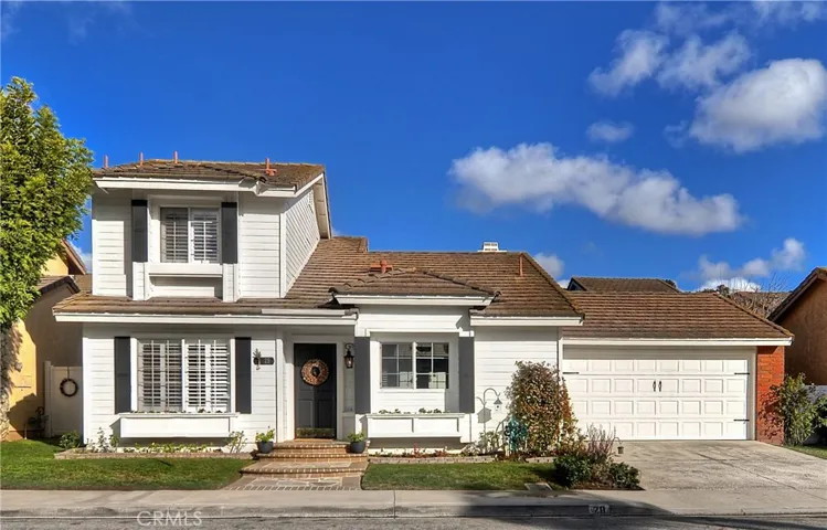 Beautiful Remodeled Seacrest Heights home in Laguna Audubon