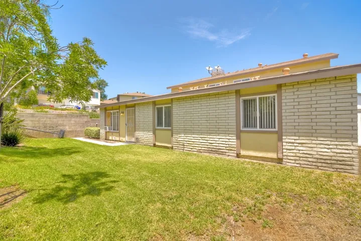 14018 Caminito Almonte, San Diego, California 92129