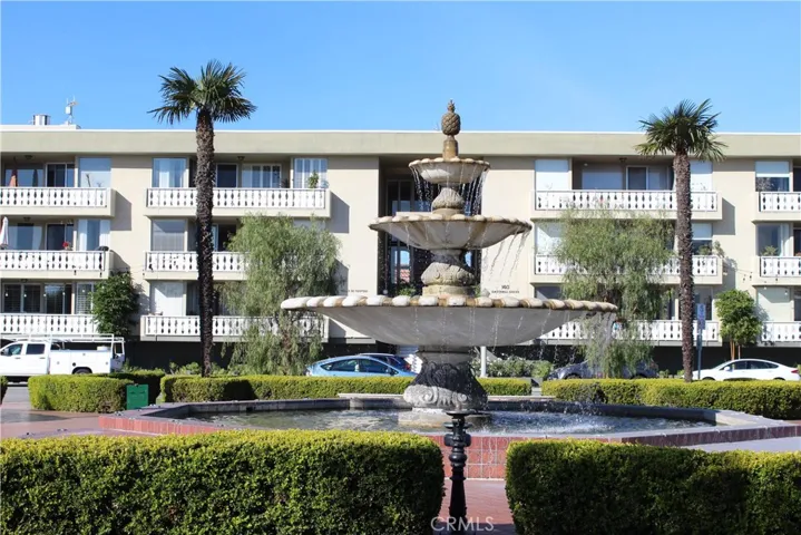 103 Ravenna Drive 24, Long Beach, California 90803