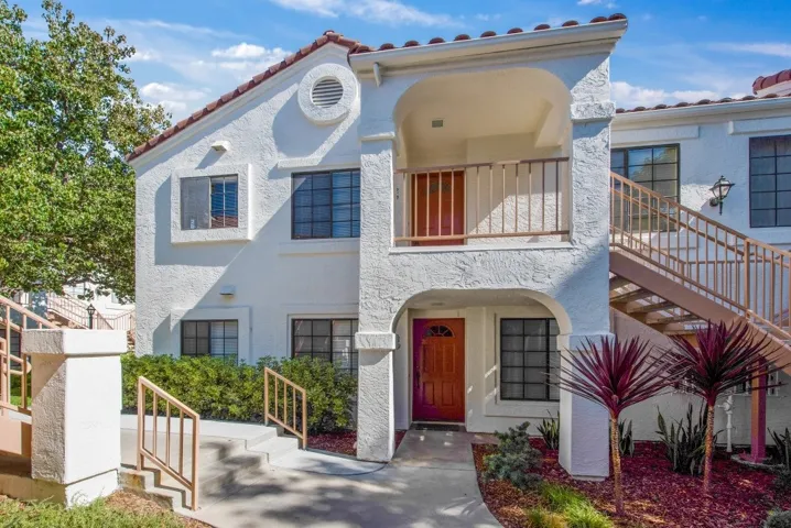 13330 Caminito Ciera 20, San Diego, California 92129