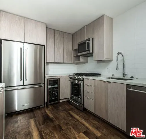 950 S Fairfax 234, Los Angeles, California 90036