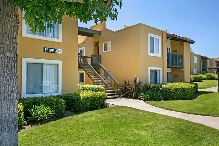 17199 W Bernardo Dr. 105, San Diego, California 92127