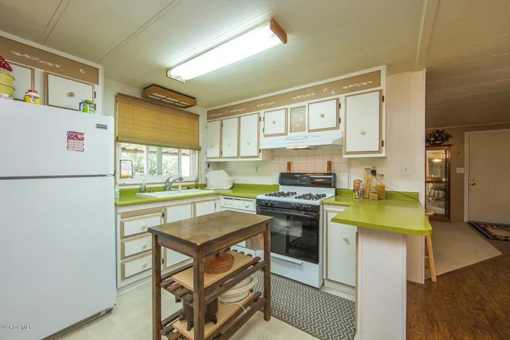 15750Arroyo-46-8