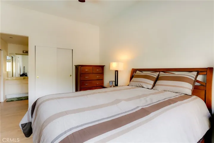4 Town And Country Road, Phillips Ranch, California 91766