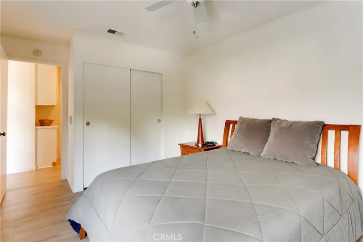 4 Town And Country Road, Phillips Ranch, California 91766