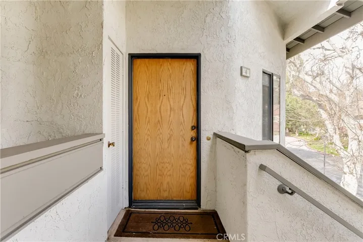 4 Town And Country Road, Phillips Ranch, California 91766
