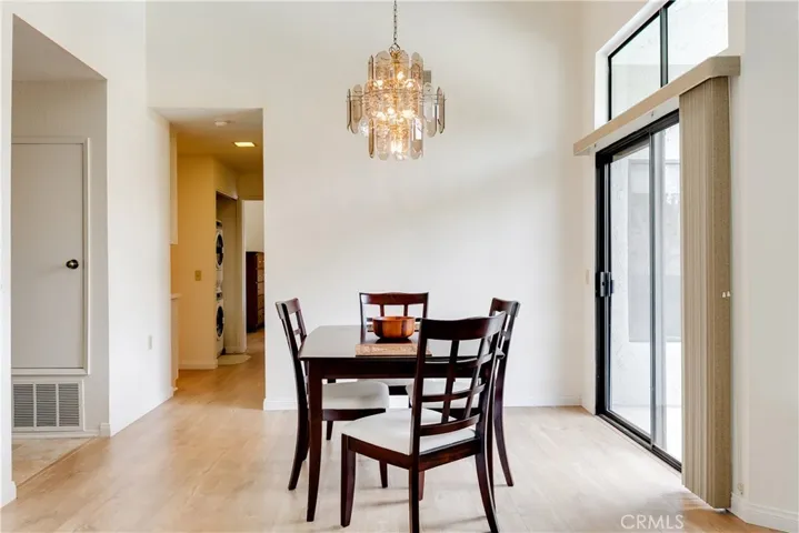4 Town And Country Road, Phillips Ranch, California 91766