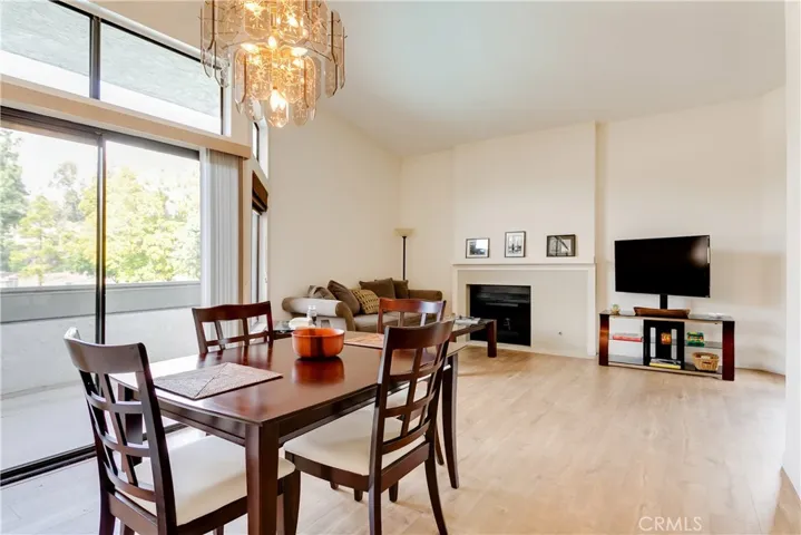4 Town And Country Road, Phillips Ranch, California 91766