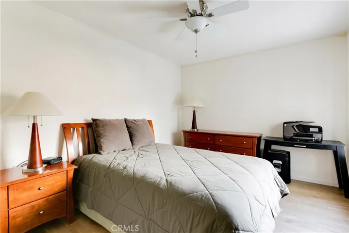 4 Town And Country Road, Phillips Ranch, California 91766