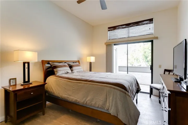 4 Town And Country Road, Phillips Ranch, California 91766