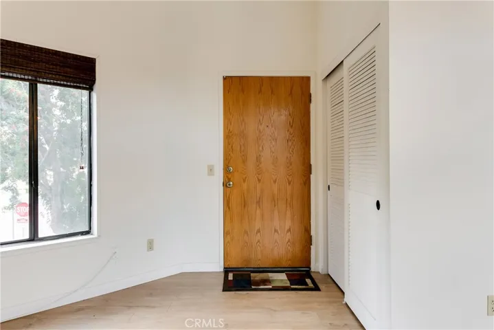 4 Town And Country Road, Phillips Ranch, California 91766