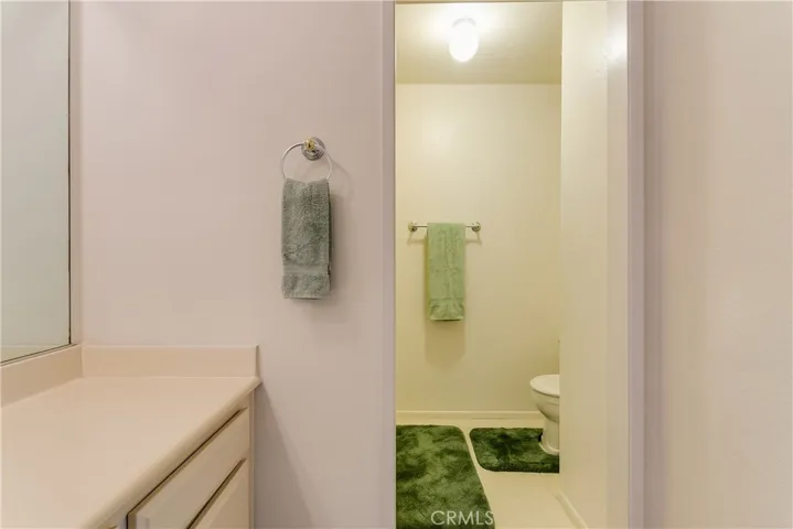 4 Town And Country Road, Phillips Ranch, California 91766