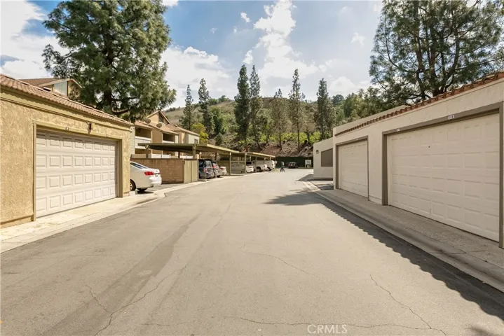 4 Town And Country Road, Phillips Ranch, California 91766