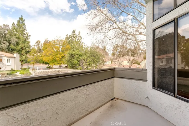 4 Town And Country Road, Phillips Ranch, California 91766