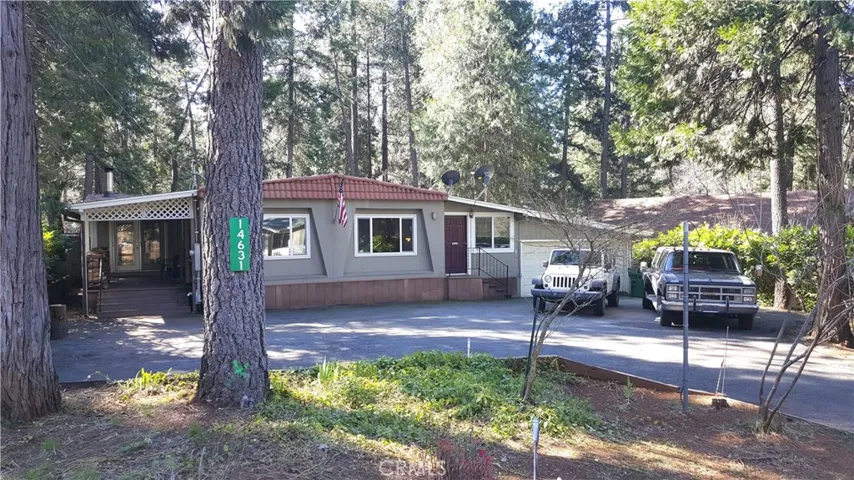 Great home with lots of parking!