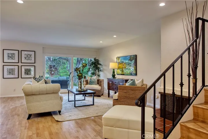 452 Gaviota, Newport Beach, California 92660