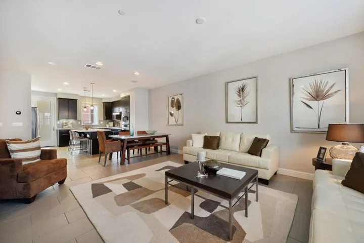 1067 El Capitan Terrace, Sunnyvale, California 94085