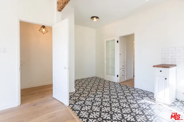 1222 N Hoover Street 1/2, Los Angeles, California 90029